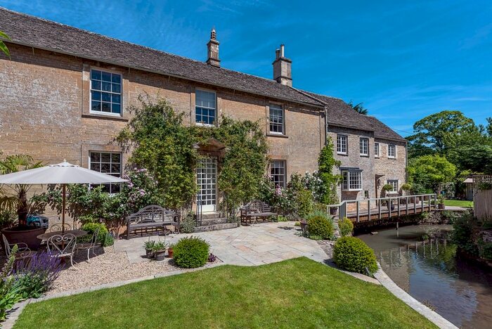 4 Bedroom Detached House To Rent In Fulbrook, Burford, OX18