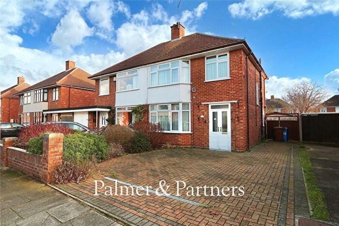 3 Bedroom Semi Detached House For Sale In Maryon Road, Ipswich, Suffolk, IP3