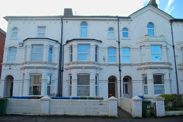 1 Bedroom Flat To Rent In Princes Avenue, Withernsea, HU19