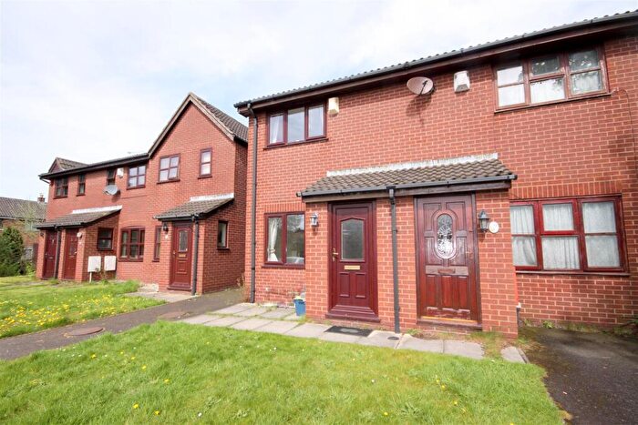 2 Bedroom Semi Detached House To Rent In Sanfield Close, Ormskirk, L39