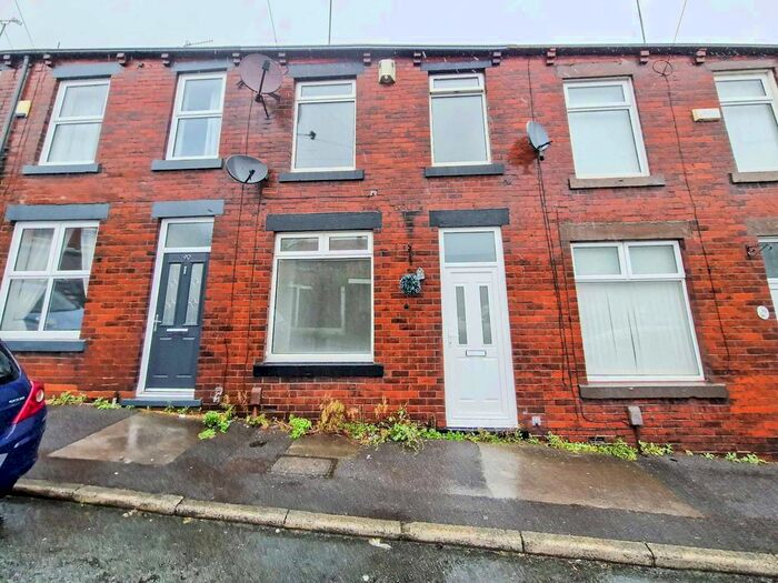 3 Bedroom Terraced House To Rent In Alfred Street, Shaw, OL2
