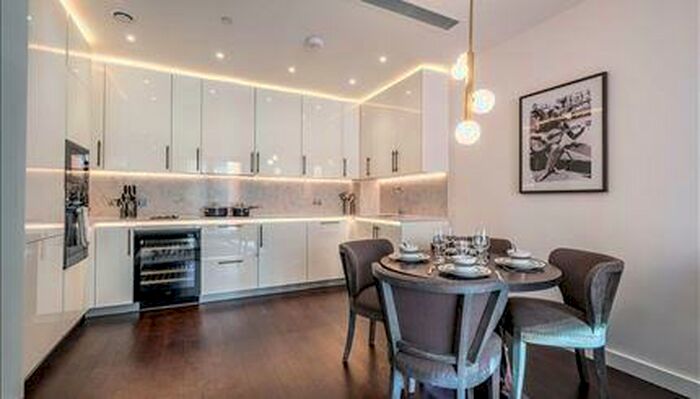 3 Bedroom Flat To Rent In Thornes House, Nine Elms, SW11