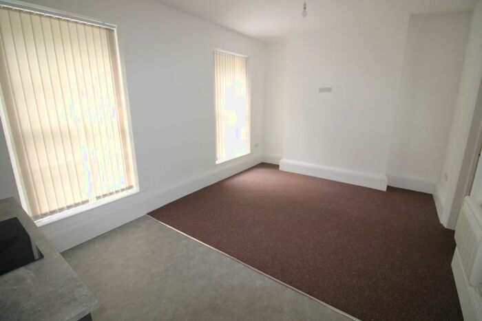 1 Bedroom Flat To Rent In New North Road, Exeter, EX4