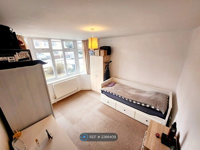 1 Bedroom Flat To Rent In Dovercourt Road, Bristol, BS7