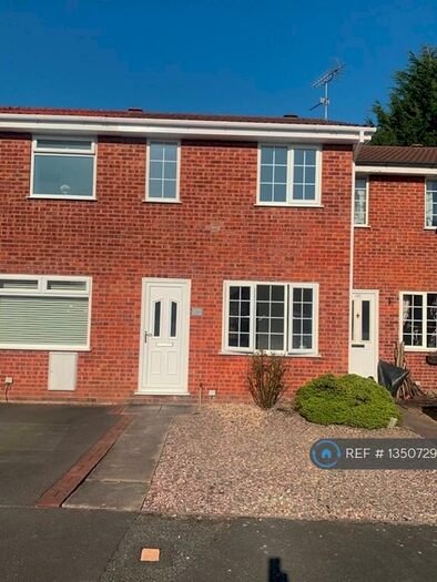 2 Bedroom Terraced House To Rent In Malpas Road, Cheshire, CW9