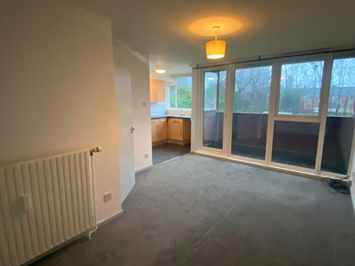 Studio To Rent In Pytchley House, Browns Green, Birmingham, B20