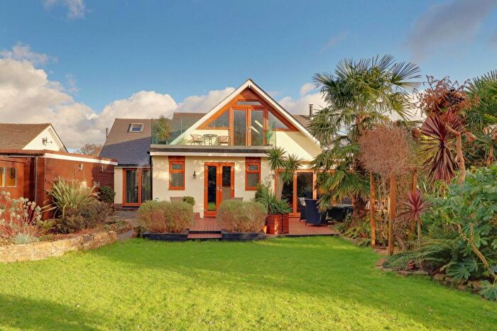 5 Bedroom Detached House For Sale In Havant Road, Hayling Island, PO11