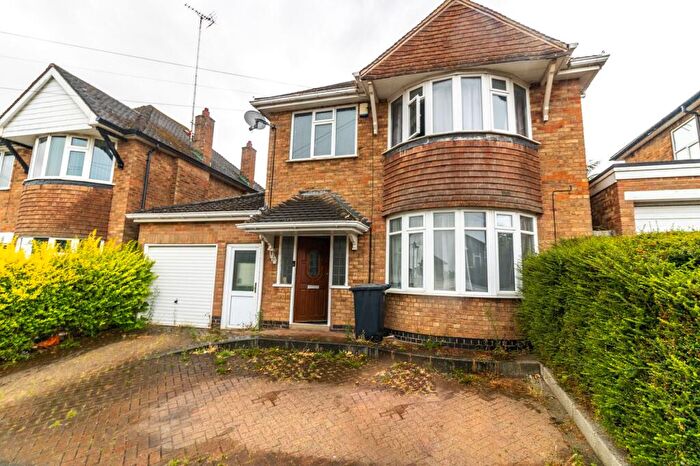 3 Bedroom Detached House For Sale In Valentine Road, Leicester, LE5