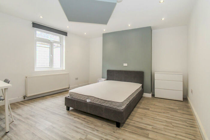 3 Bedroom End Of Terrace House To Rent In Quarry Mount Terrace, LS6