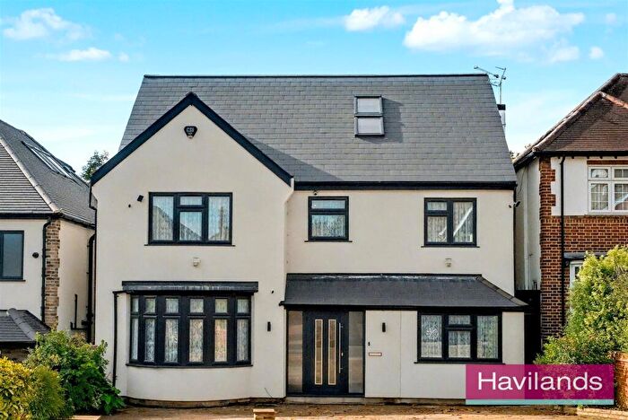 5 Bedroom Detached House For Sale In Wades Hill, Winchmore Hill, N21