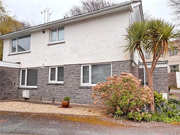 1 Bedroom Flat To Rent In Merlins Court Lodge, Tenby, Pembrokeshire, SA70