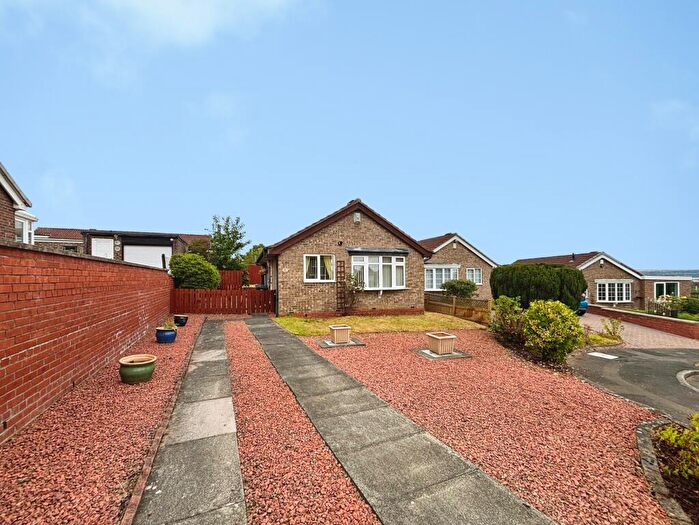 2 Bedroom Bungalow For Sale In Aldeburgh Avenue, Lemington Rise, Newcastle Upon Tyne, NE15