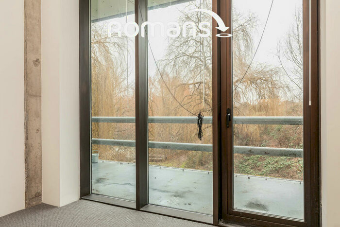 1 Bedroom Apartment To Rent In Lake Shore Drive, BS13