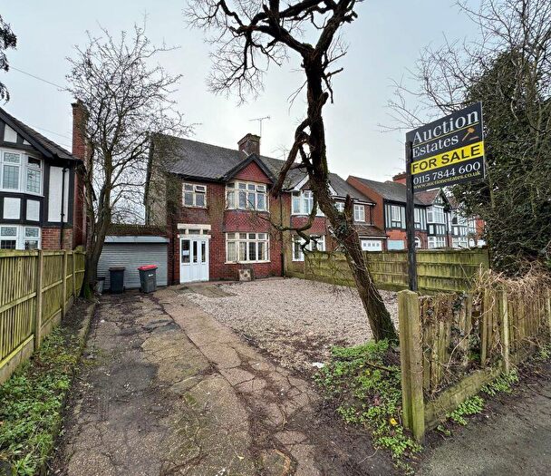 3 Bedroom Semi-Detached House For Sale In Huthwaite Road, Sutton-in-Ashfield, Nottinghamshire, NG17