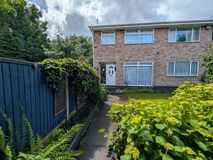 3 Bedroom Semi-Detached House To Rent In Northfield Road, Harborne, Birmingham, B17
