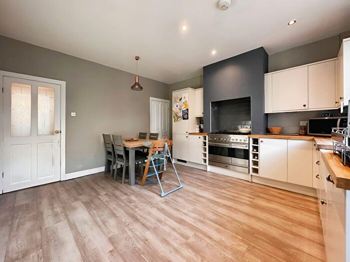 3 Bedroom Terraced House For Sale In Melbourne Street, Farsley, Pudsey, LS28