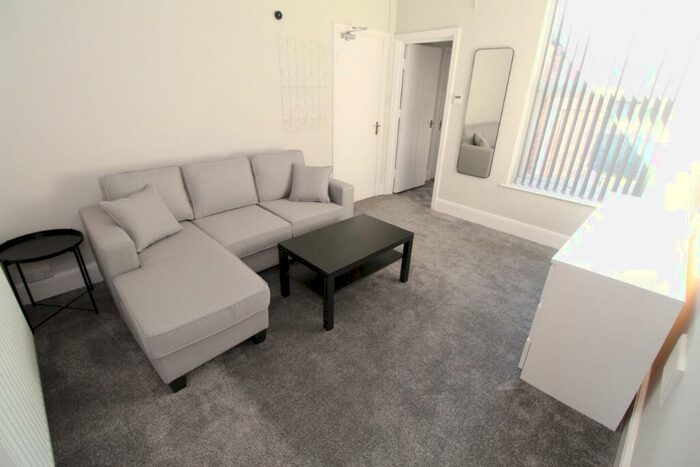 1 Bedroom Flat To Rent In North Road, West Bridgford, NG2
