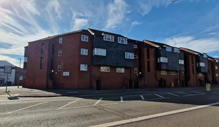 1 Bedroom Apartment To Rent In Jubilee Court, Banbury, Oxon, OX16