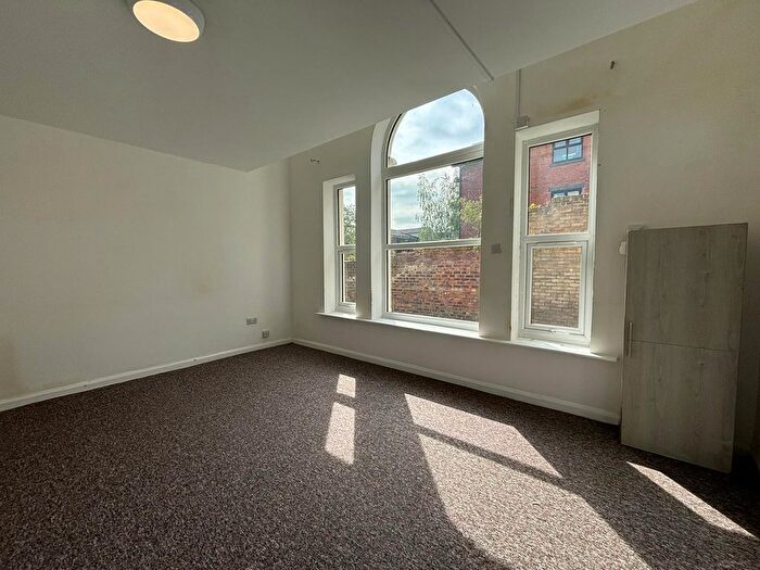 2 Bedroom Flat To Rent In Lockerby Road, Fairfield, Liverpool, L7