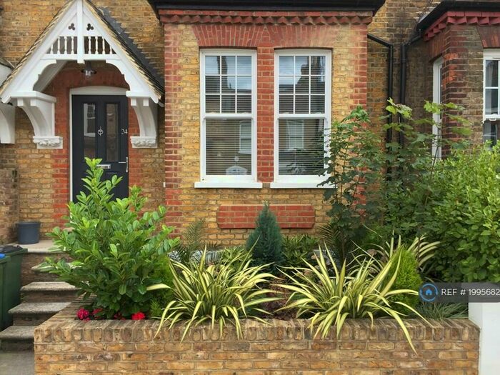 4 Bedroom Terraced House To Rent In Ruthin Road, London, SE3