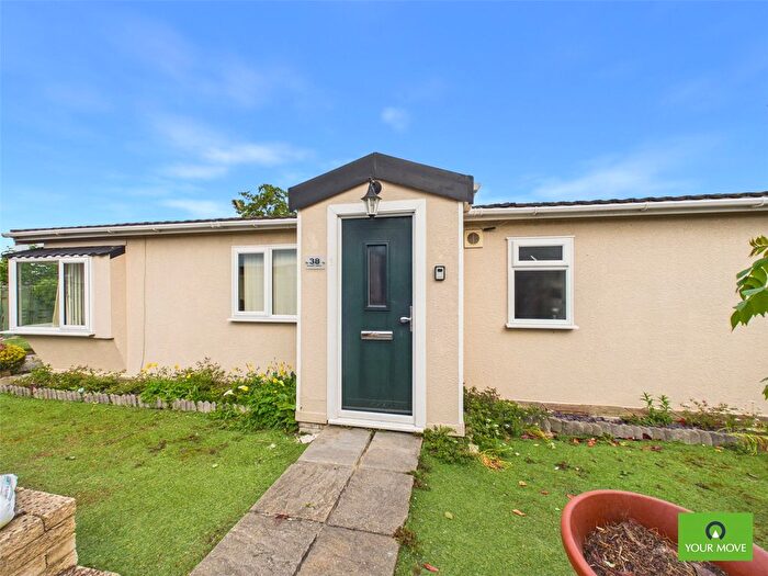 2 Bedroom Park Home For Sale In Sunset Drive, Havering-Atte-Bower, Romford, RM4