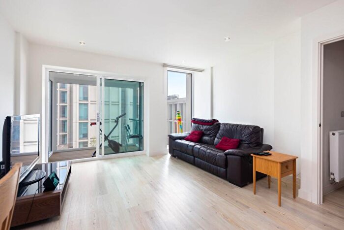 1 Bedroom Flat For Sale In Jupp Road West, London, E15