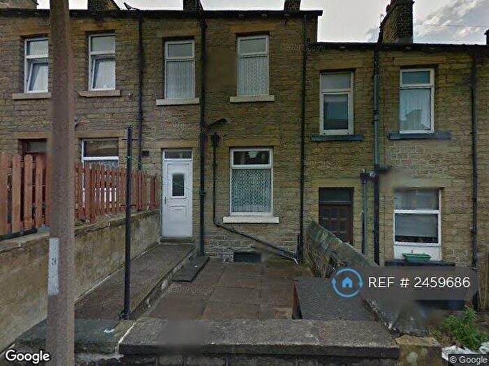 2 Bedroom Terraced House To Rent In Thornton Street, Halifax, HX1