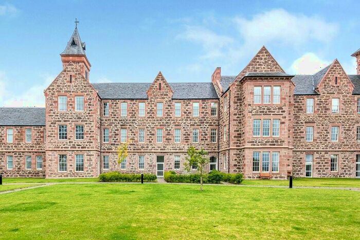 3 Bedroom Flat To Rent In Great Glen Place, Inverness, Highland, IV3