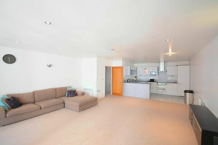 2 Bedroom Flat To Rent In Balearic Apartments, Western Gateway, London, E16
