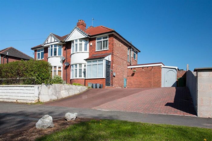3 Bedroom Property For Sale In Thelwall New Road, Thelwall, Warrington, WA4