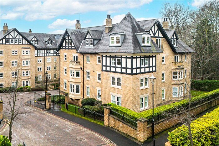 2 Bedroom Flat For Sale In Portland Crescent, Harrogate, North Yorkshire, HG1