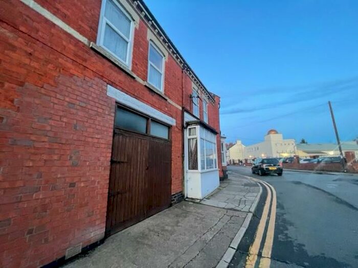 1 Bedroom House To Rent In Abington Avenue, Northampton, NN1