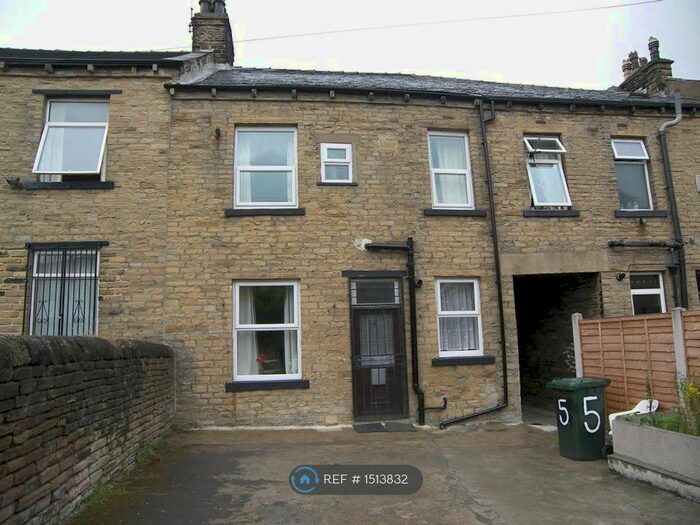 2 Bedroom Terraced House To Rent In Blucher Street, Bradford, BD4
