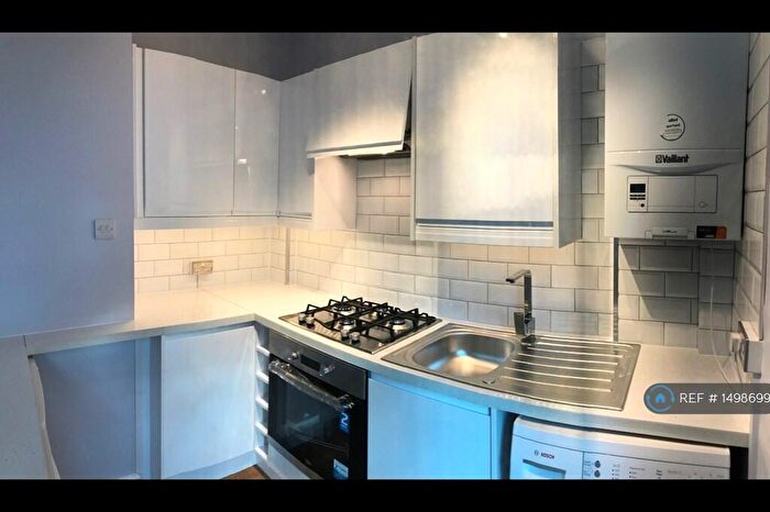 Studio To Rent In Blenheim Park Road, South Croydon, CR2