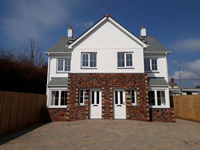 4 Bedroom Semi Detached House To Rent In Liftondown, PL16