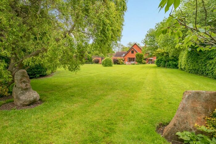 6 Bedroom Detached House For Sale In Upper Minety, Malmesbury, Wiltshire, SN16