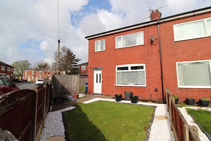 3 Bedroom Semi Detached House For Sale In Woodville Street, Leyland, Lancashire, PR25