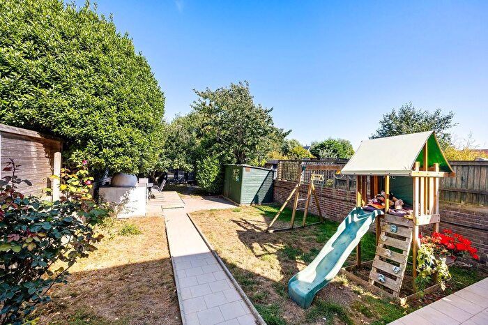 4 Bedroom Detached House For Sale In Glebe Villas, Hove, BN3