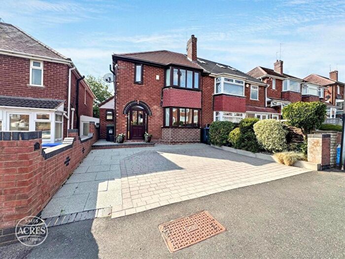 3 Bedroom Semi-Detached House For Sale In Appleton Avenue, Great Barr, Birmingham, B43