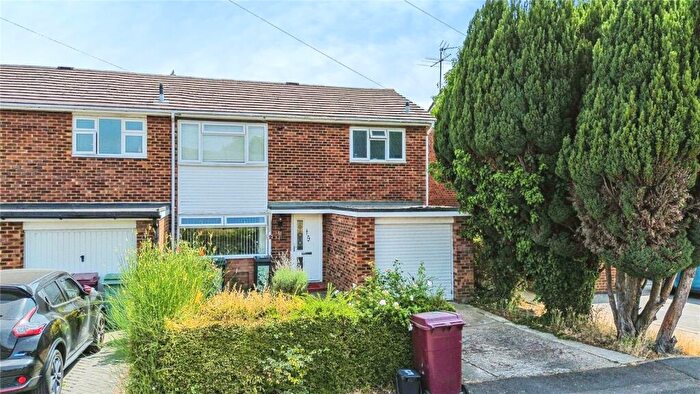 3 Bedroom Semi-Detached House For Sale In Byworth Close, Reading, Berkshire, RG2