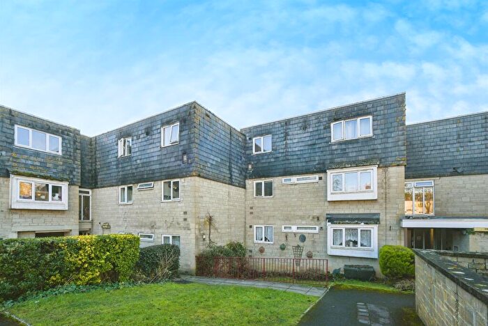 2 Bedroom Flat For Sale In Castle Street, Calne, SN11