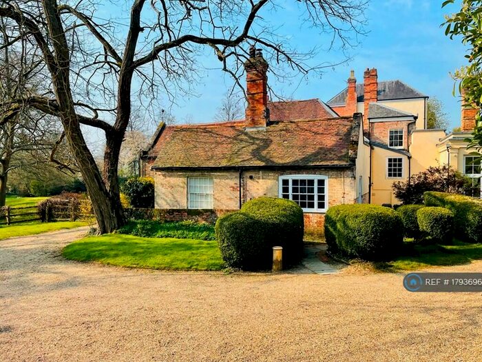 1 Bedroom Detached House To Rent In Gardeners Cottage, Farnham, GU10