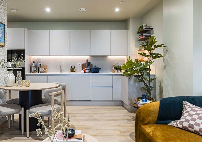 2 Bedroom Flat To Rent In Masonry Place, Hayes And Harlington, Hayes, UB3