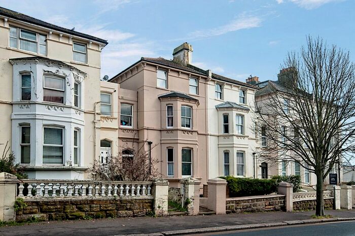 1 Bedroom Flat To Rent In London Road, St. Leonards-On-Sea, East Sussex, TN37