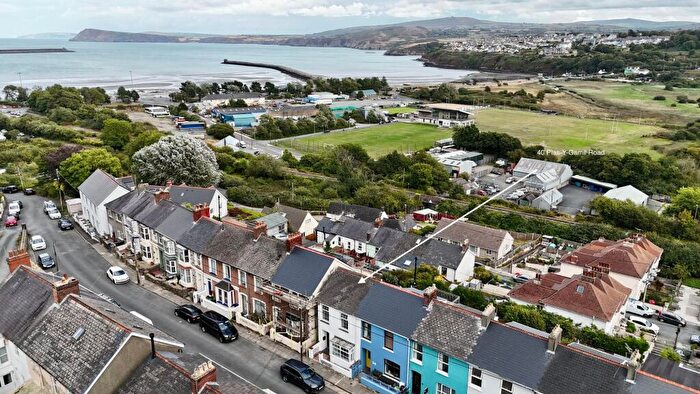 3 Bedroom End Of Terrace House For Sale In Goodwick, SA64