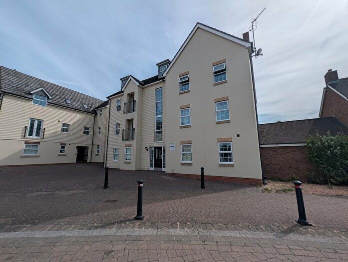 2 Bedroom Apartment For Sale In Mazurek Way, Swindon, Wiltshire, SN25