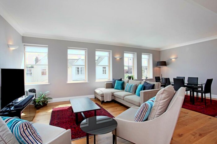 2 Bedroom Apartment To Rent In Frances Road Windsor, SL4