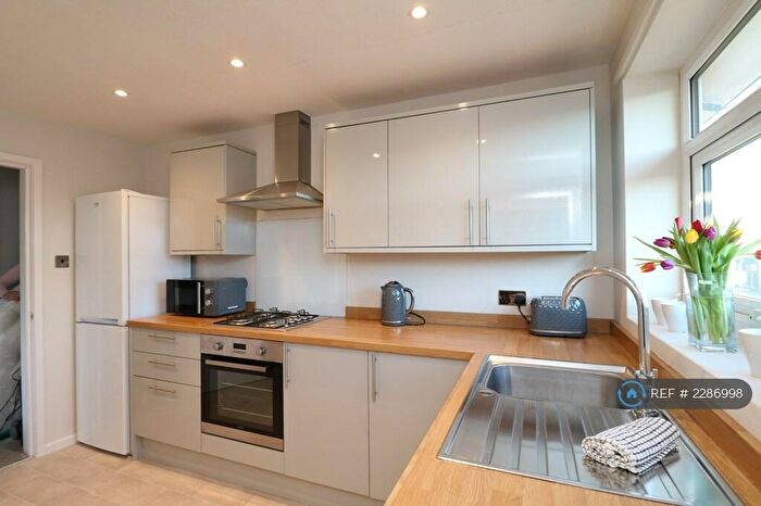 2 Bedroom Flat To Rent In Hampsfell Drive, Morecambe, LA4