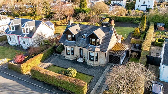 5 Bedroom Detached House For Sale In Albert Road, Brookfield, PA5