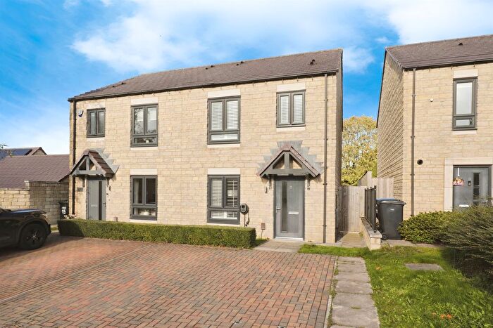 3 Bedroom Semi-Detached House For Sale In Magnolia Place, Beckwithshaw, Harrogate, HG3